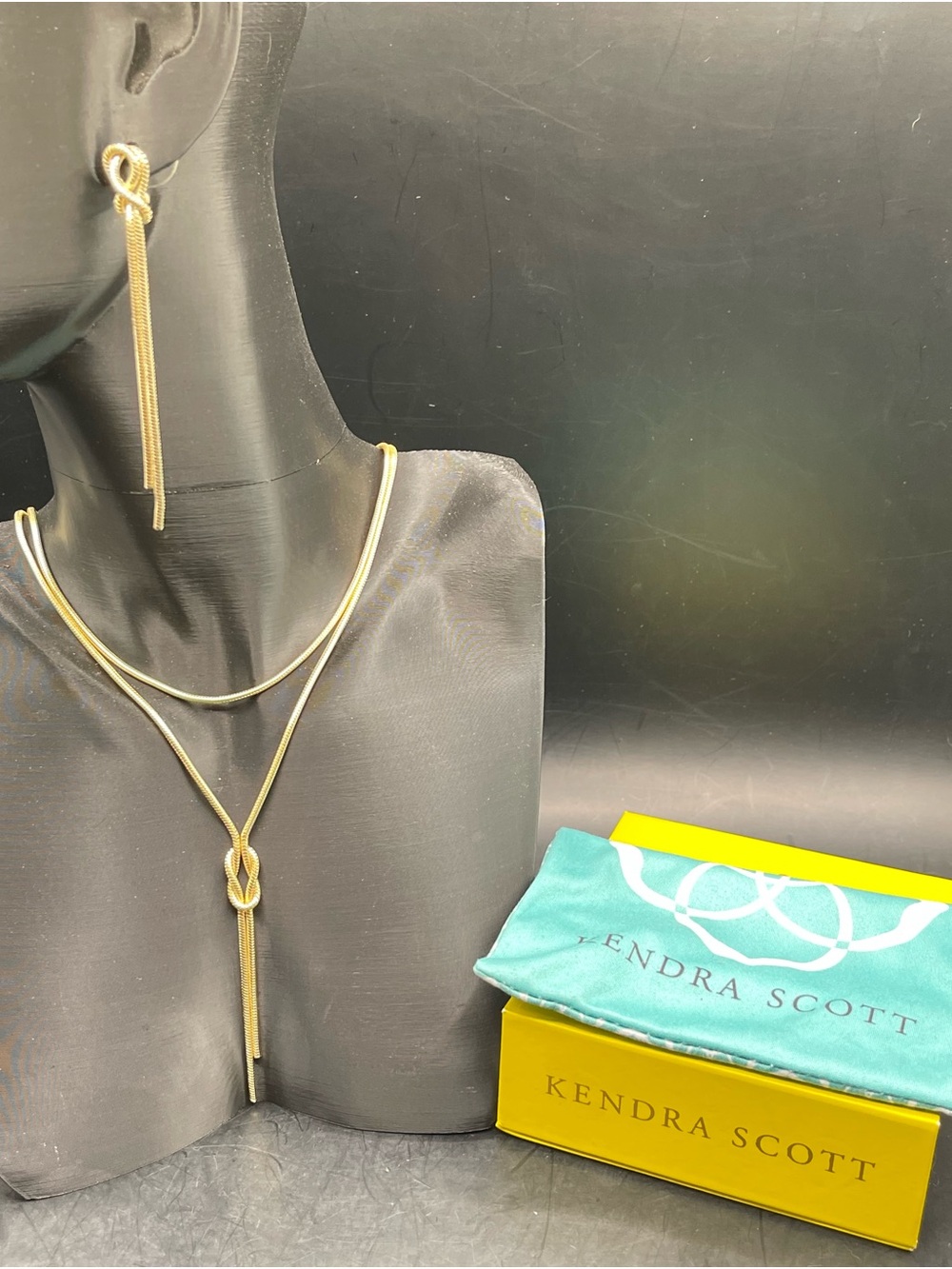 Kendra Scott RETIRED Annie Y Necklace Paired With Annie Linear Drop Earrings NIB